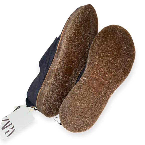 Boys New Suede Lace Up Shoes - Picture 3 of 4